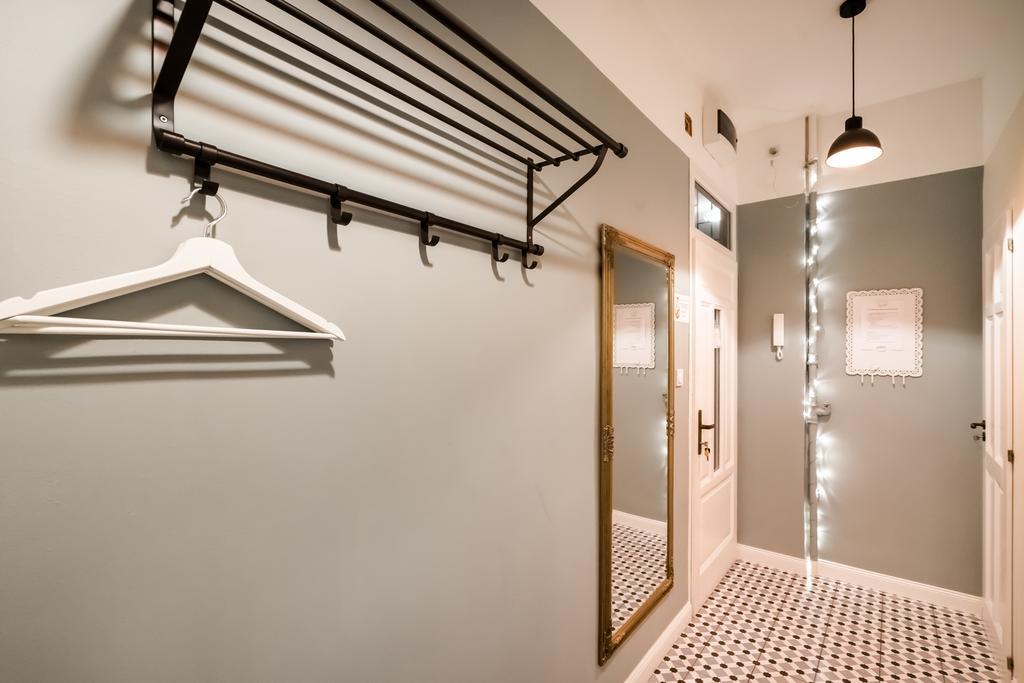 Bpr Charming Design Apartment With Balcony, A/C Budapest Luaran gambar