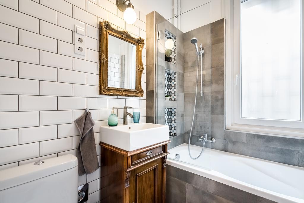 Bpr Charming Design Apartment With Balcony, A/C Budapest Luaran gambar