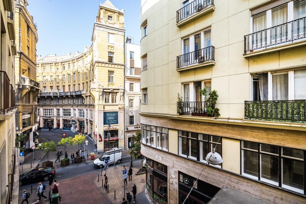 Bpr Charming Design Apartment With Balcony, A/C Budapest Luaran gambar